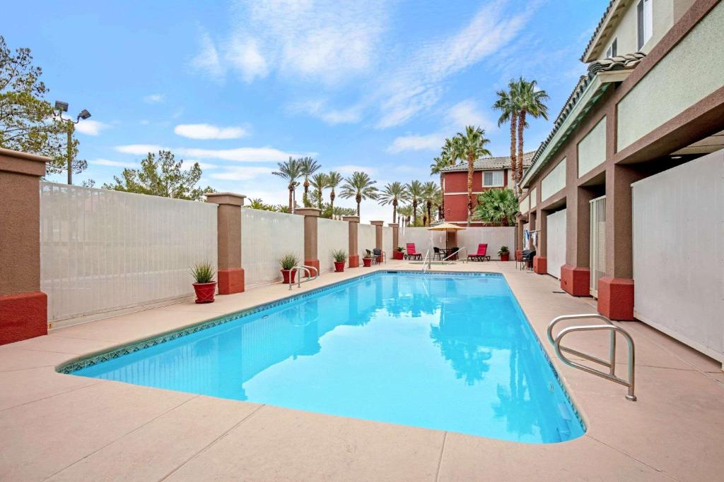 La Quinta Inn & Suites /Las Vegas Red Rock
