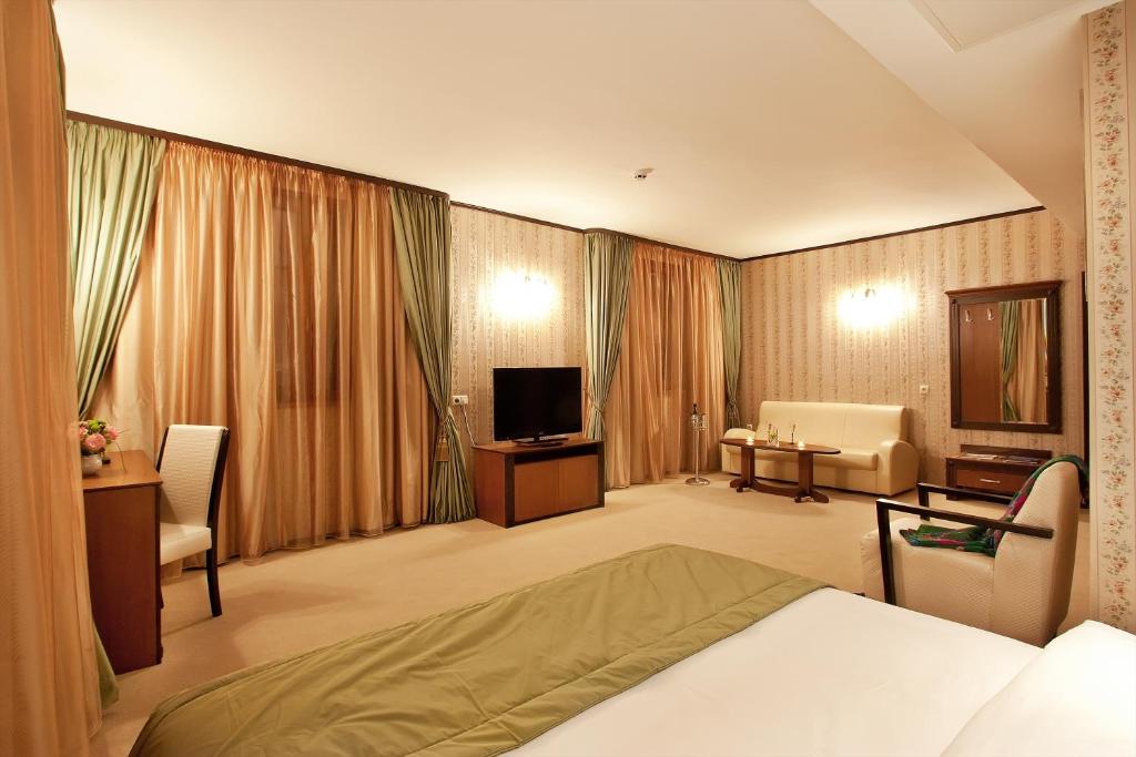 Best Western Plus Bristol Hotel