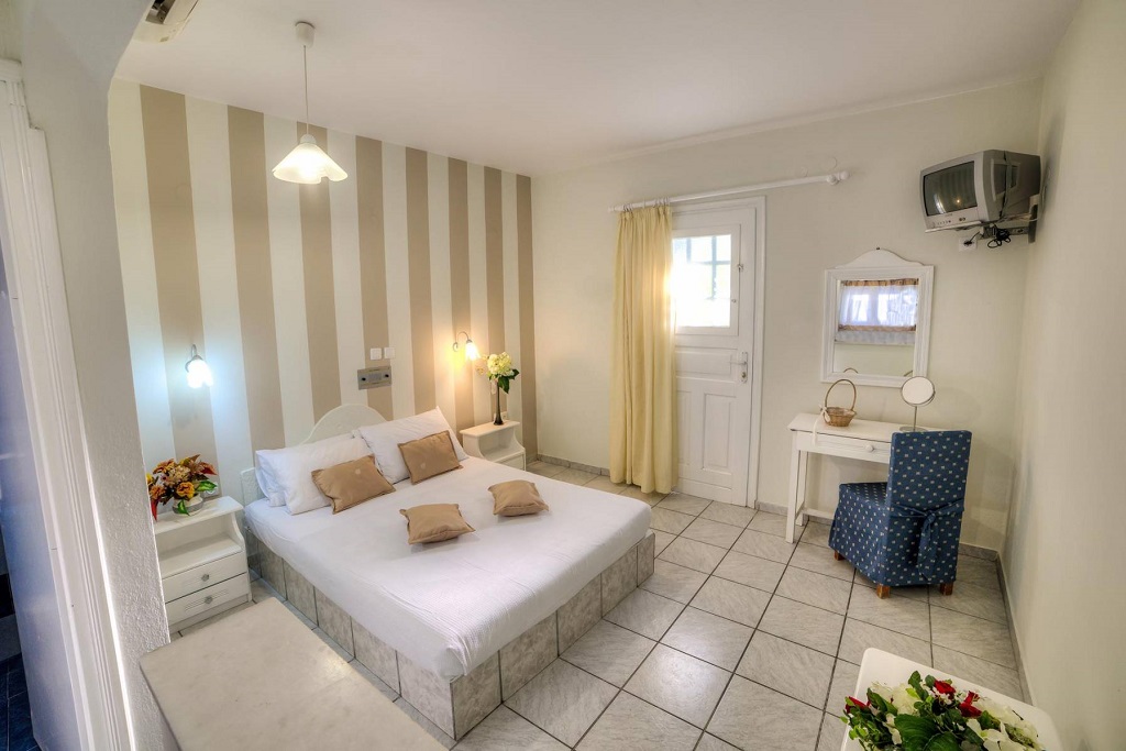 Pantheon Hotel