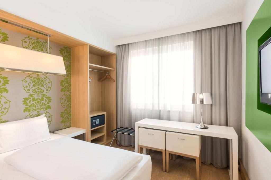 Hotel NH Berlin Potsdamer Platz