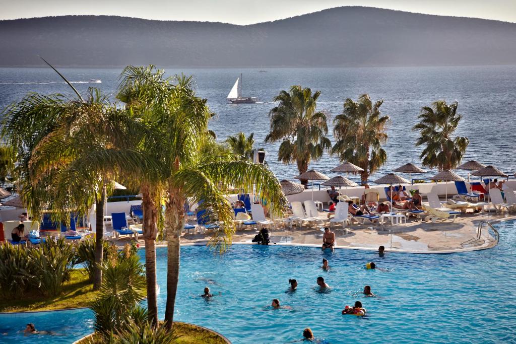 Bodrum Holiday Resort & Spa