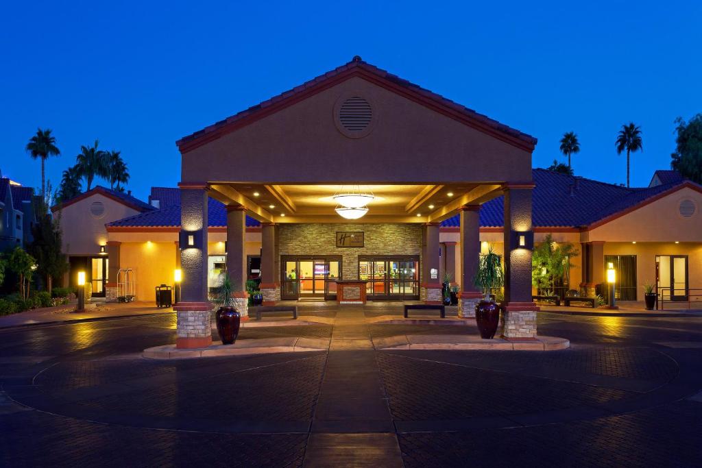 Holiday Inn Club Vacations At Desert Club Resort