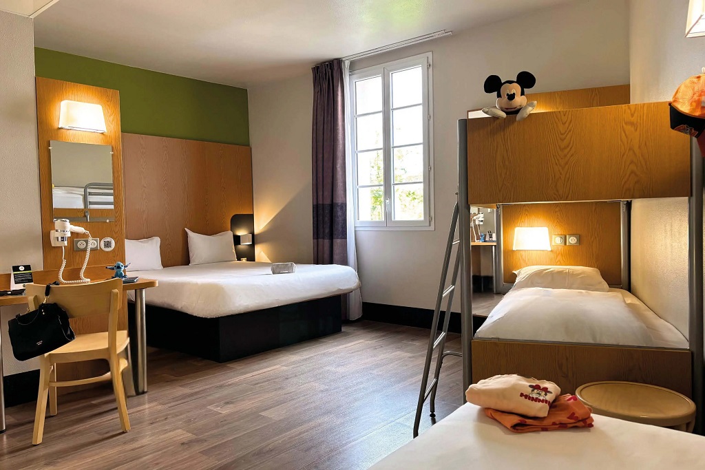 B&B Hotel Disney Paris Family room