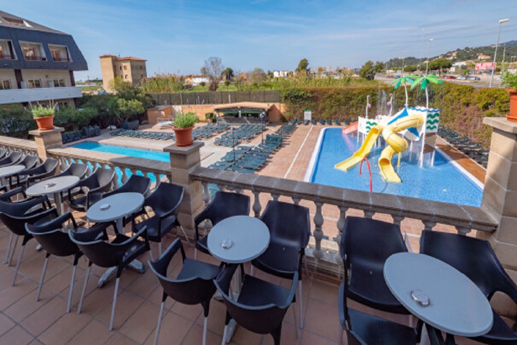 Santa Susanna Resort