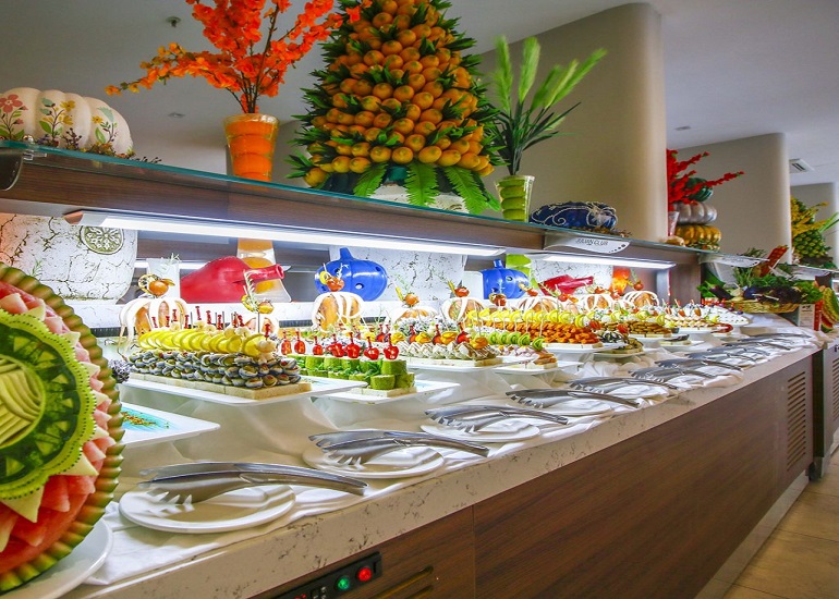 Julian Club Hotel