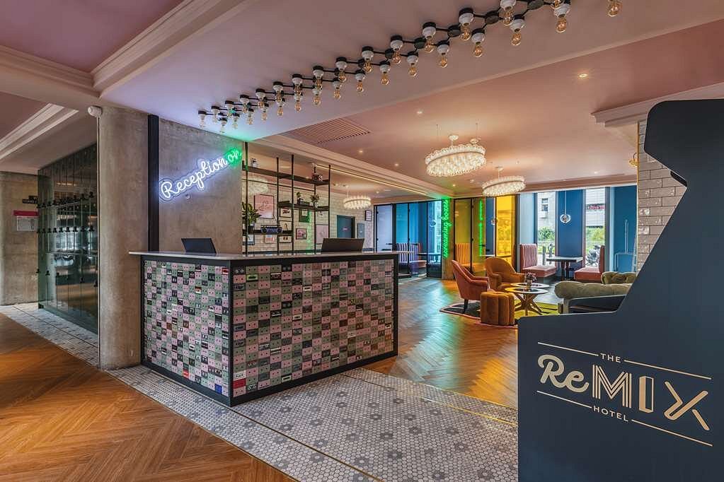 4* The ReMix Hotel