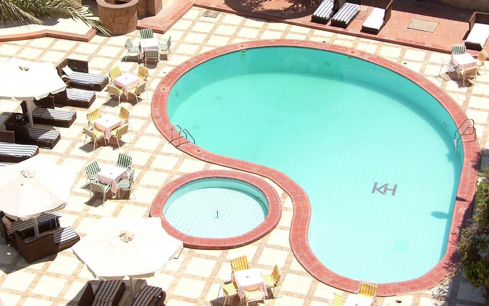 Karnak Hotel