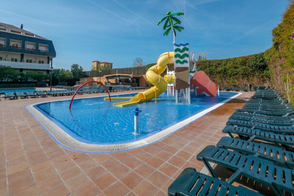 Santa Susanna Resort