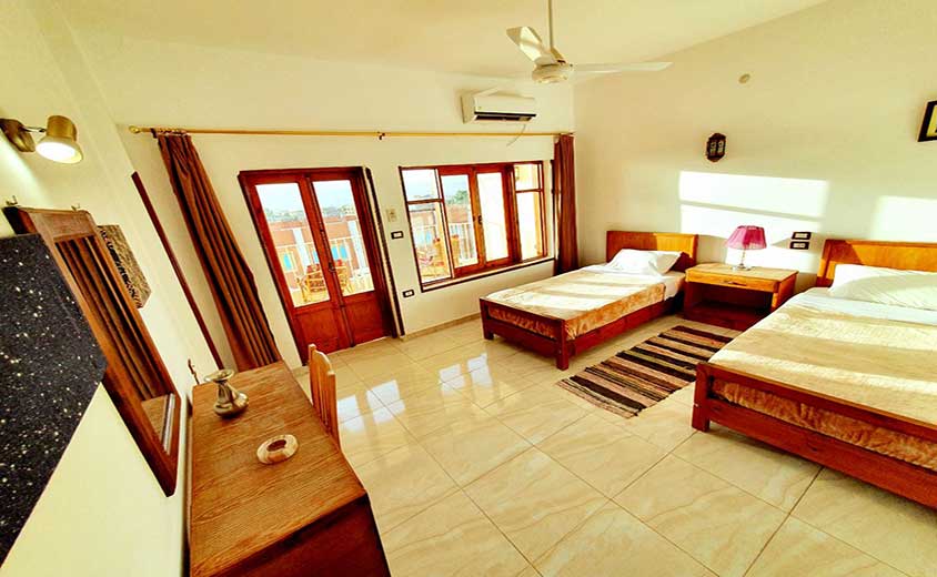 Thebes Hotel